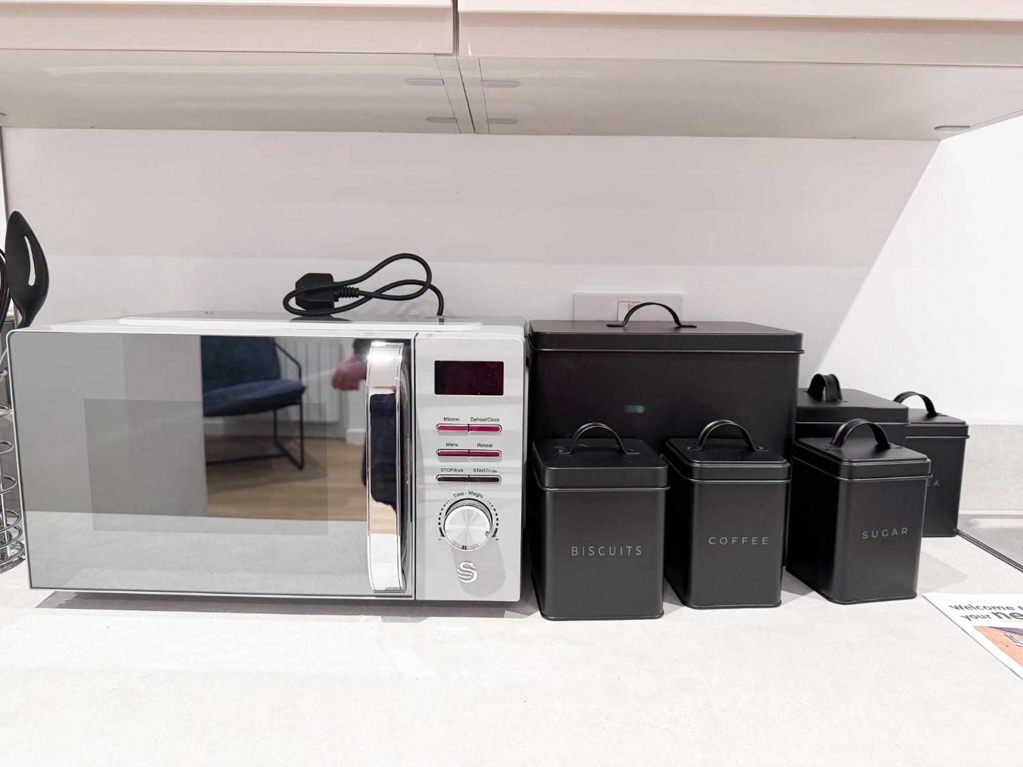 Spacious Modern 1 Bed Apartments In St Neots - Perfect For Contractors & Professionals - Free Parking - Wifi - Fully Equipped Kitchen - Smart Tv Ideal For Work Stays And Long Projects Екстер'єр фото