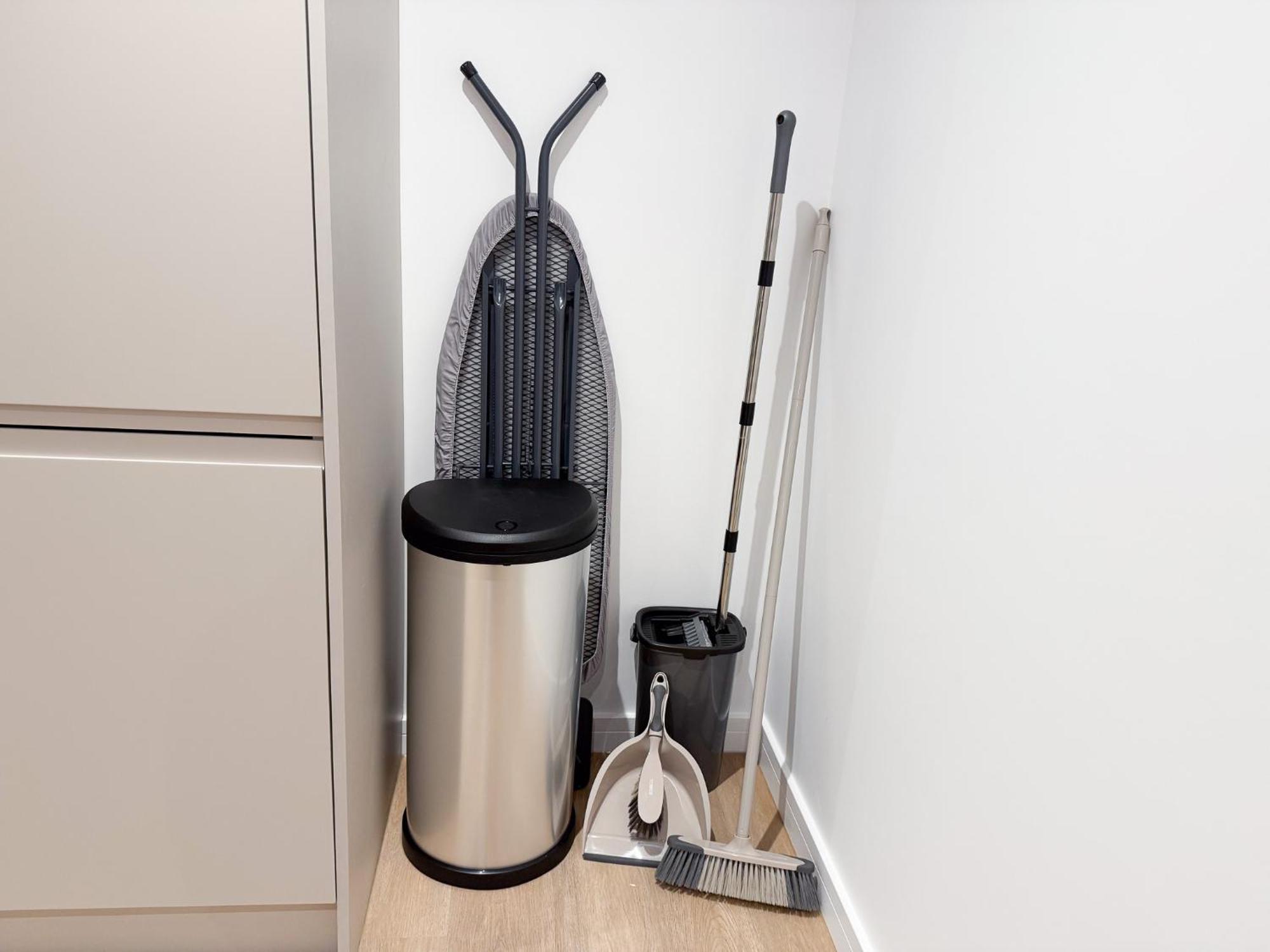 Spacious Modern 1 Bed Apartments In St Neots - Perfect For Contractors & Professionals - Free Parking - Wifi - Fully Equipped Kitchen - Smart Tv Ideal For Work Stays And Long Projects Екстер'єр фото